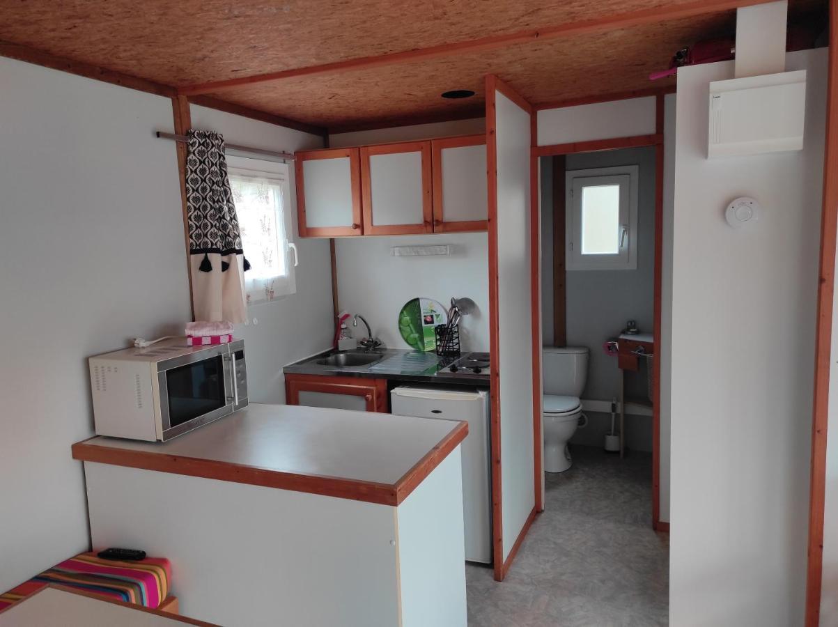 Chalet Simple Au Camping L'Etruyere Au Lac La Tardiere Экстерьер фото